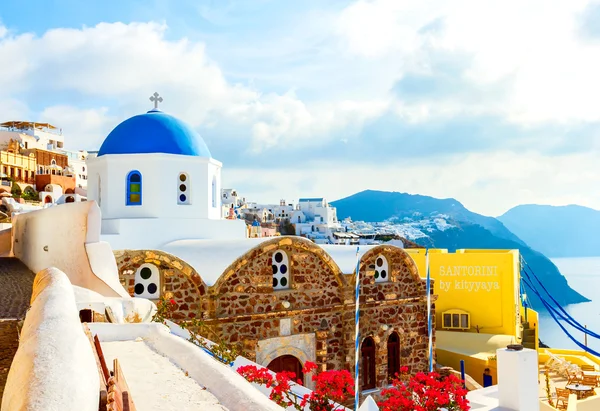 Santorini, top Mediterranean tourist destination — Stock Photo, Image