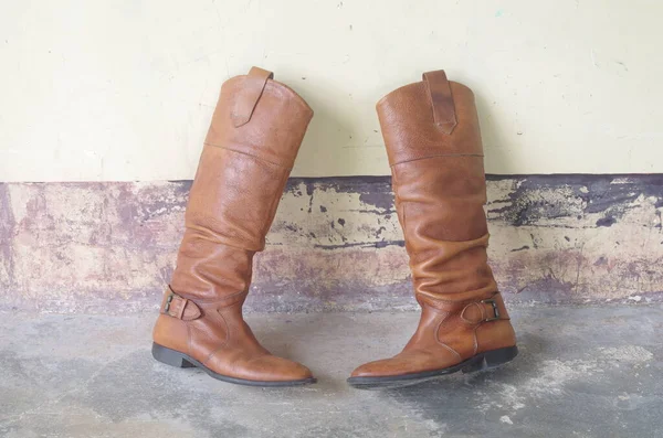 Läderstövlar Knähöga Stövlar Läder Bohemaiamstövlar Cowboy Cowgirl Lädersko Kvinnobruna Stövlar — Stockfoto
