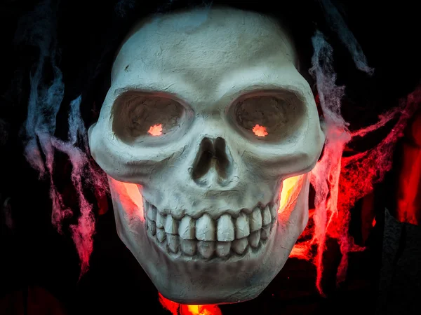 Skrämmande Halloween skalle ben — Stockfoto