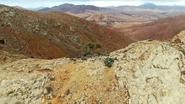 陛下のお気持ちをリラックスさせてくれる山や — ストック写真