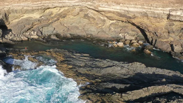 Ispirazione Vicino Alle Scogliere Guardando Mare — Foto Stock