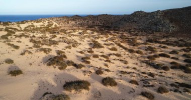 Dağlar ve büyüleyici manzara sizi başka bir dünyaya götürüyor.