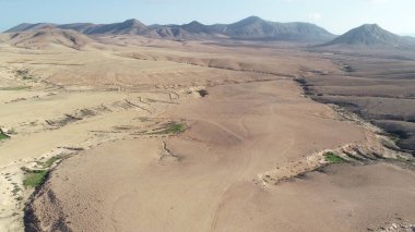 Hindistan çölü ufku rüya görmeni sağlıyor.