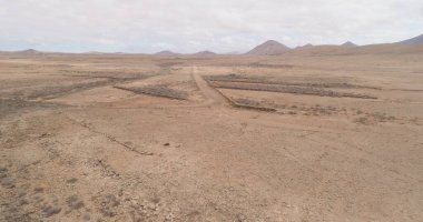 Uçurumlarıyla, renkleriyle ve deniziyle kıyı şeridi