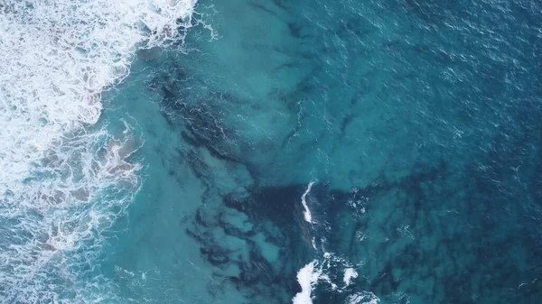 Côtier Avec Ses Falaises Ses Couleurs Mer Étant Remarqué — Photo