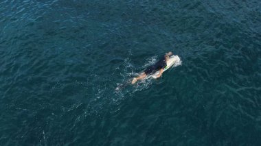 Deniz ve onun tüm gücü