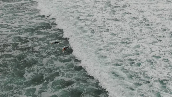 Surfing Doskonałych Fal Wyspach Kanaryjskich — Zdjęcie stockowe