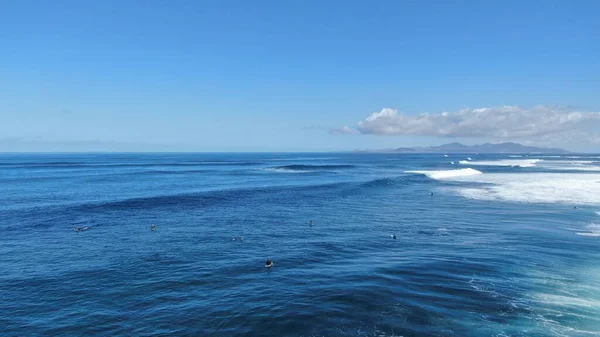 Surfing Τέλεια Κύματα Στις Καναρίους Νήσους — Φωτογραφία Αρχείου