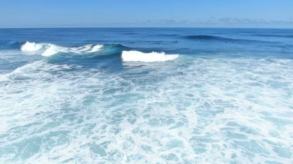 Surfing Τέλεια Κύματα Στις Καναρίους Νήσους — Φωτογραφία Αρχείου