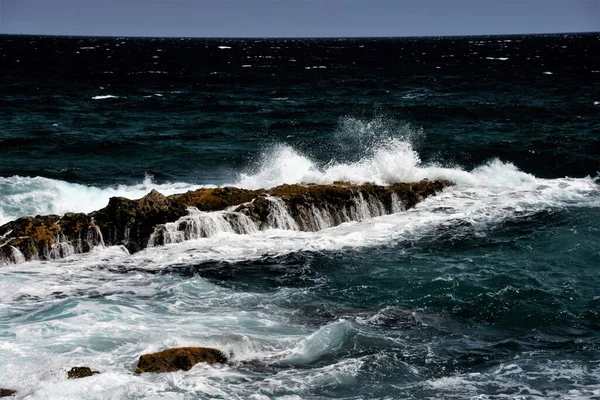 Waves Showing Power — Stok fotoğraf