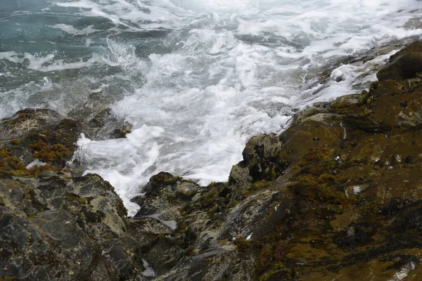 Guardando Mare Dalle Scogliere — Foto Stock