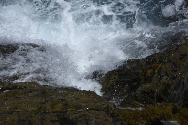 Guardando Mare Dalle Scogliere — Foto Stock