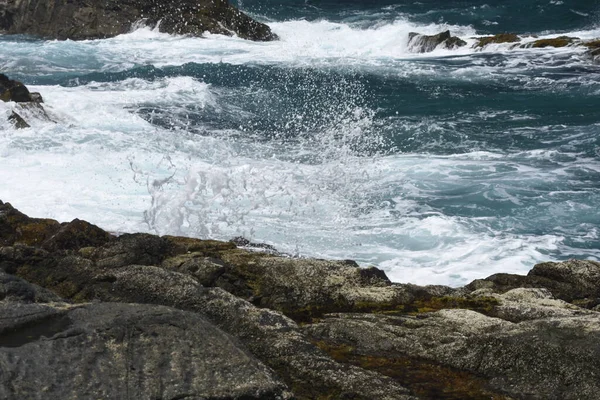 Regardant Mer Depuis Les Falaises — Photo