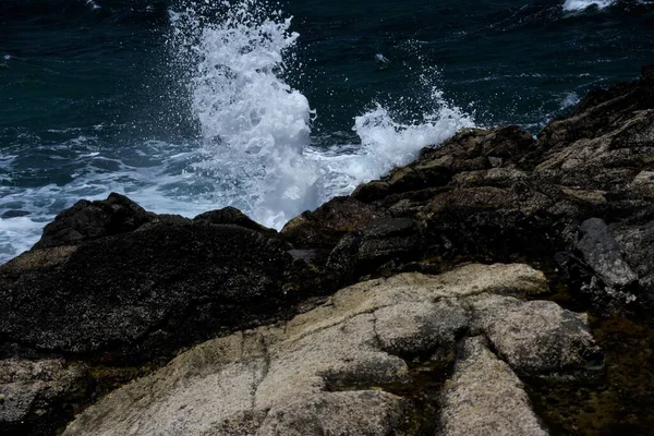 Blick Auf Das Meer Von Den Klippen Aus — Stockfoto