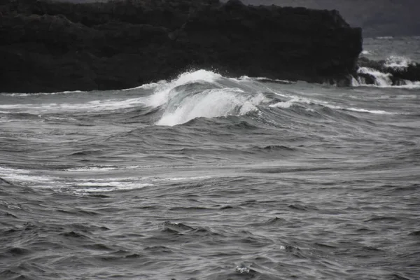 Las Olas Mostrando Poder — Foto de Stock