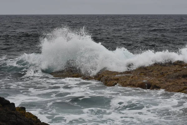 Waves Showing Power — Stok fotoğraf