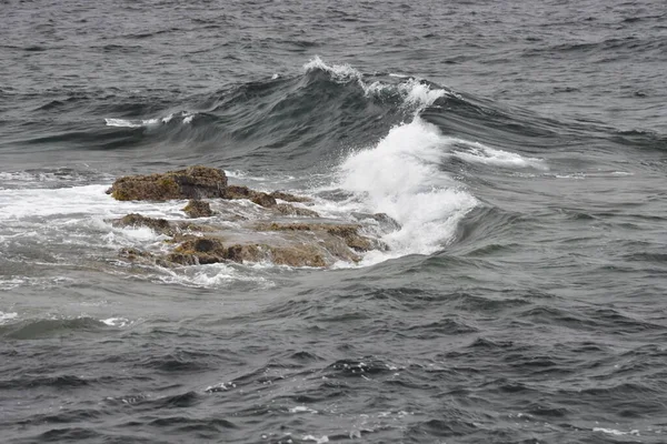 Mar Costa Com Suas Ondas Formas Cores — Fotografia de Stock