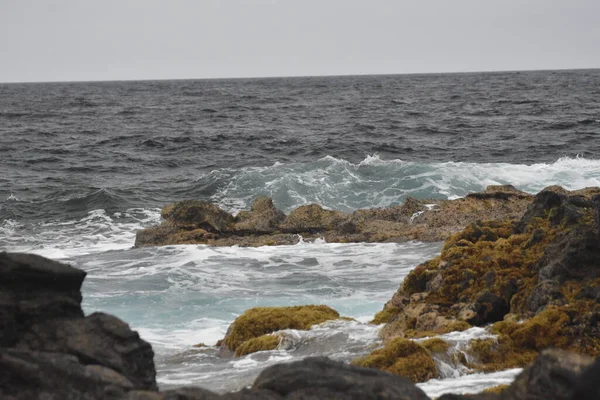 Zee Aan Kust Met Zijn Golven Vormen Kleuren — Stockfoto