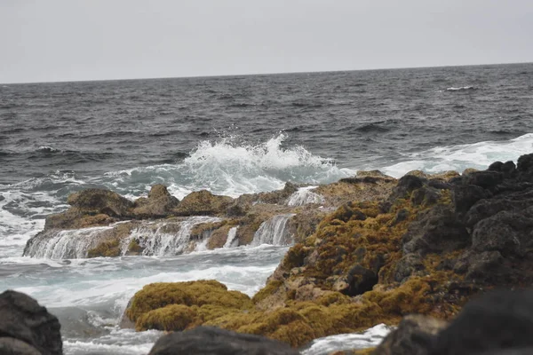 Zee Aan Kust Met Zijn Golven Vormen Kleuren — Stockfoto