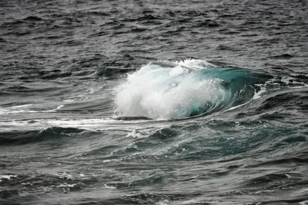 Mar Costa Com Suas Ondas Formas Cores — Fotografia de Stock