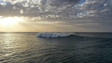 Güzel bir deniz manzarası. Doğa