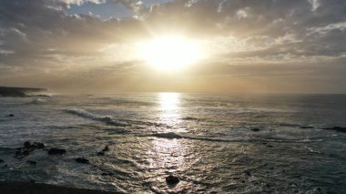 Denizde gün batımı