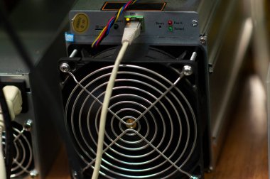Bitcoin madencilik ekipmanları teknolojisi