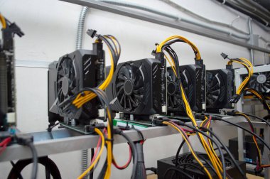 Bitcoin madencilik ekipmanları teknolojisi
