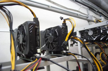 Bitcoin madencilik ekipmanları teknolojisi