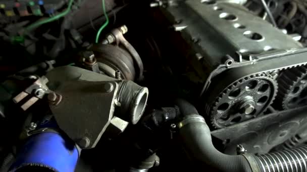 Reparação Afinação Trabalho Soldadura Motor Automóvel Com Moedor Instalação Novas — Vídeo de Stock