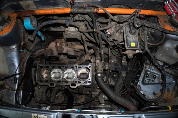 Riparazione Vecchio Motore Smontato Meccanismo Sincronizzazione Della Testa Dell Auto — Foto Stock