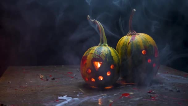 Ijesztő Művészet Halloween Ünneplés Furcsa Sütőtök Füst Sötétség Gyertyafénynél — Stock videók