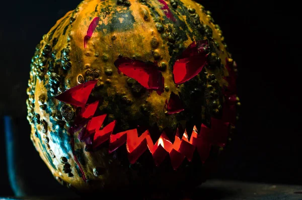 Art Effrayant Halloween Célébration Citrouilles Bizarres Dans Fumée Obscurité Chandelle — Photo