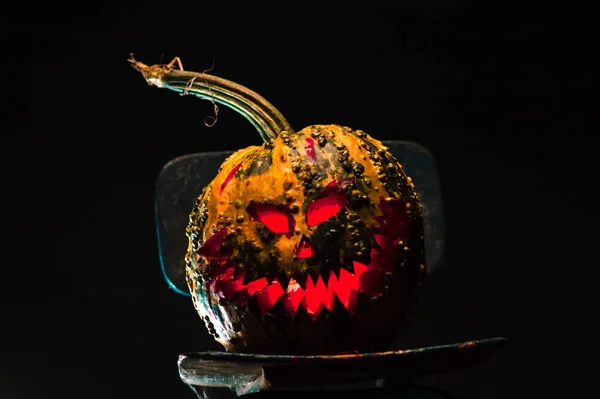 Art Effrayant Halloween Célébration Citrouilles Bizarres Dans Fumée Obscurité Chandelle — Photo