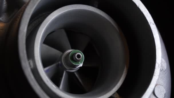 Stará Turbína Pro Automobily Zvýšení Výkonu Restaurování — Stock video