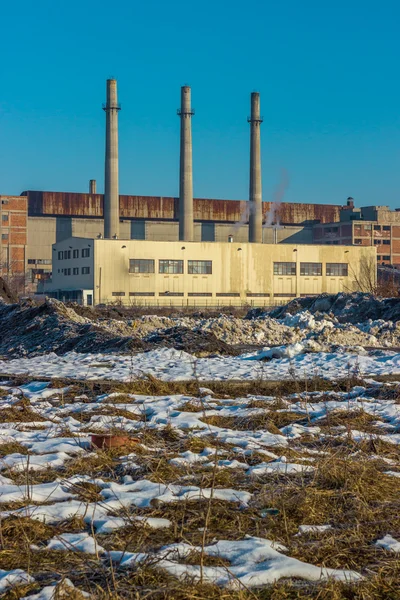 Oude fabriek in Kirgizië — Stockfoto