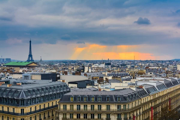 Telescope, paris, city, france, white, vintage, tower, black, eiffel, silver, vision, searching, lens, binoculars, travel, landscape, architecture, tourism, europe, steel, cityscape, metal, sky, structure, landmark, place, capital, skyline, french, o — Stockfoto