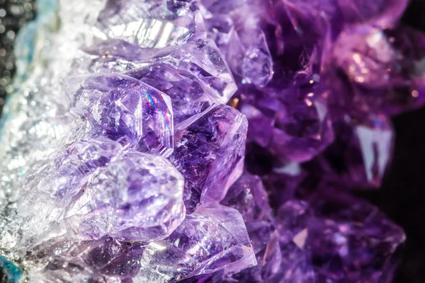 Amethyst crystals — Stock Photo, Image