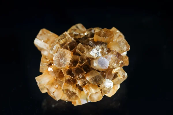 Aragonite em bruto — Fotografia de Stock