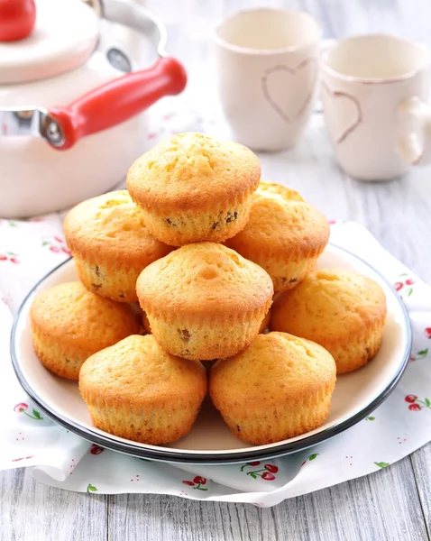 Muffins savoureux aux raisins secs — Photo