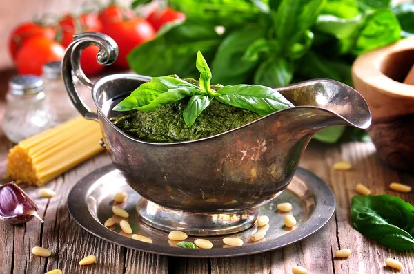 Homemade pesto sauce from organic basil and pine nuts. — Stock Photo, Image