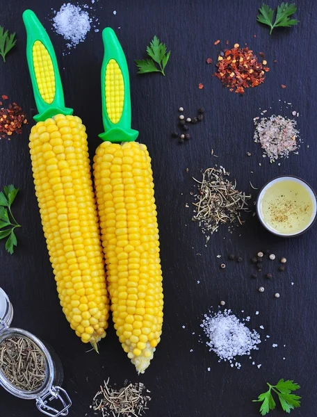 Boiled corn with herbs, salt and spices — Stock Photo, Image