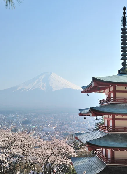 Chureito Pagoda and Fuji in Japan — Stock Photo, Image