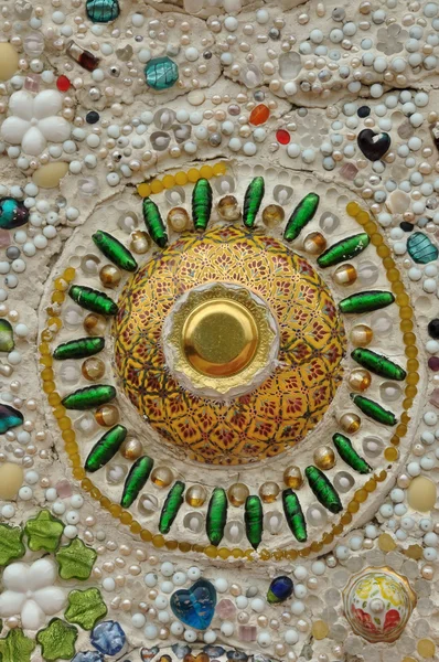 Mosaïque et céramique fond de mur de tuiles cassées — Photo