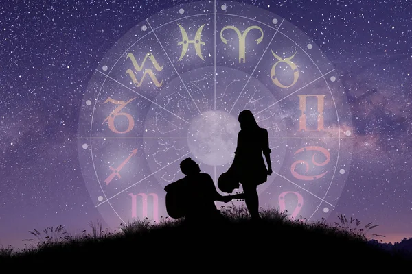 Signos Zodiacais Astrológicos Dentro Círculo Horóscopo Casal Cantando Dançando Sobre — Fotografia de Stock