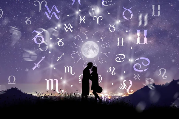Signos Zodiacais Astrológicos Dentro Círculo Horóscopo Casal Cantando Dançando Sobre — Fotografia de Stock