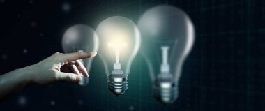 Ampullü ve parlayan başka bir iş adamı eli. İlham ve yaratıcı yenilikçi fikir teknolojileri.