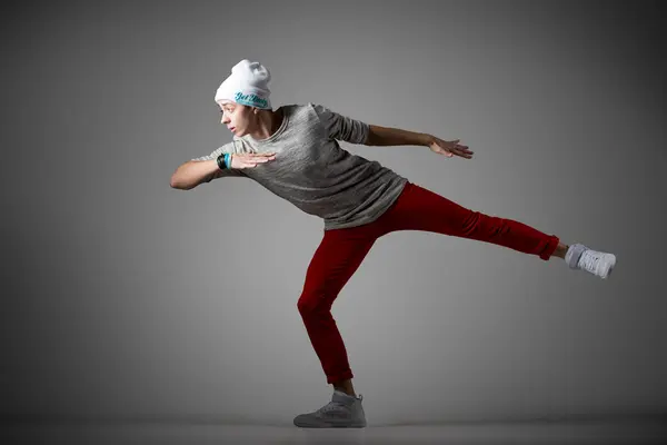 Manliga dansare öva — Stockfoto