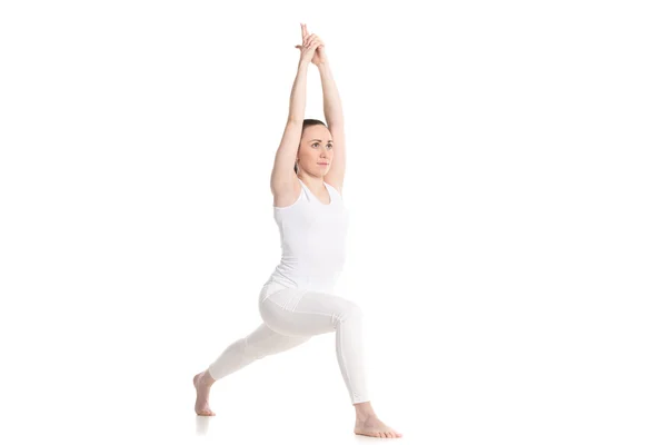 Yoga lunge exercise — 图库照片