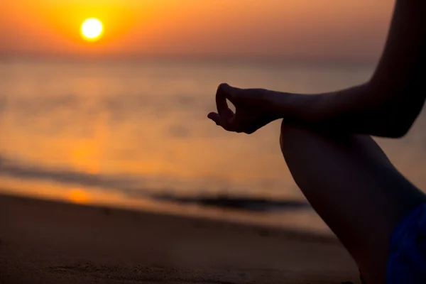 Yoga mudra, sea — Stock Photo, Image